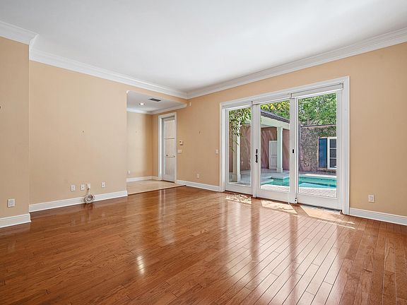 3rd image of 11759 SE Florida Avenue