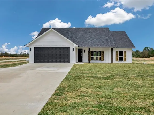 335 Ralph Nerren Rd, Huntington, TX 75949