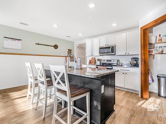 3rd image of 24915 Ponder Loop