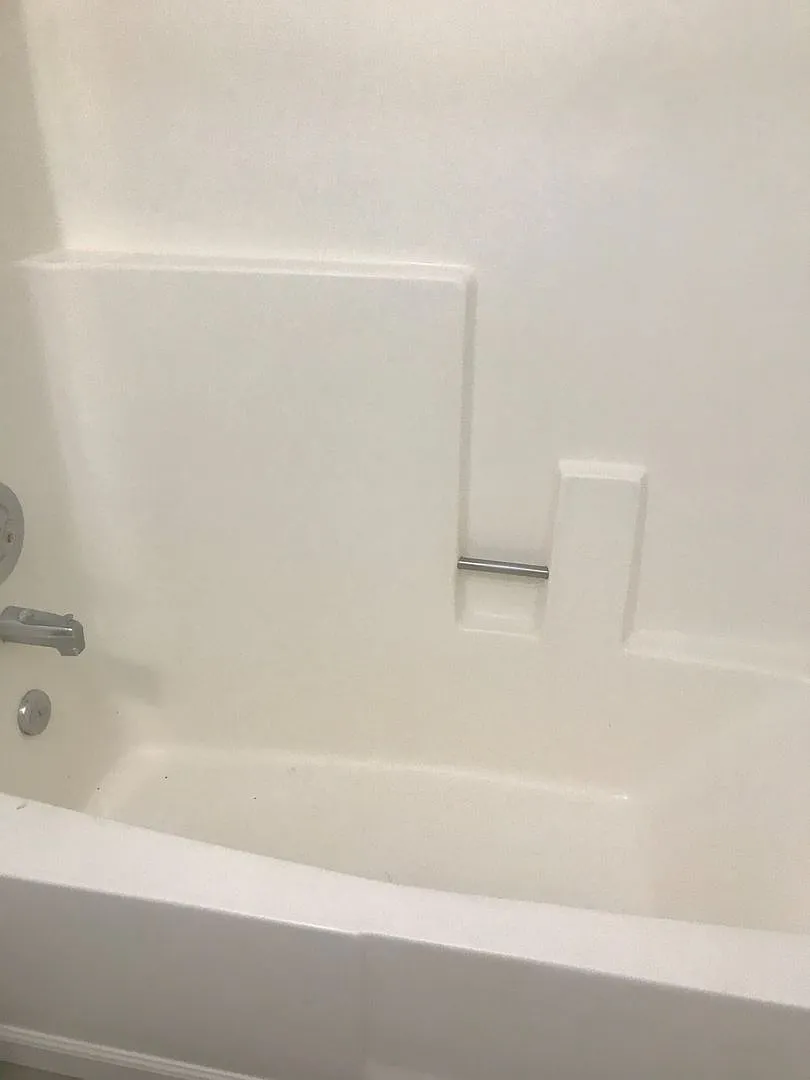 Light and Bright remodeled Two Bedroom — Photo 3