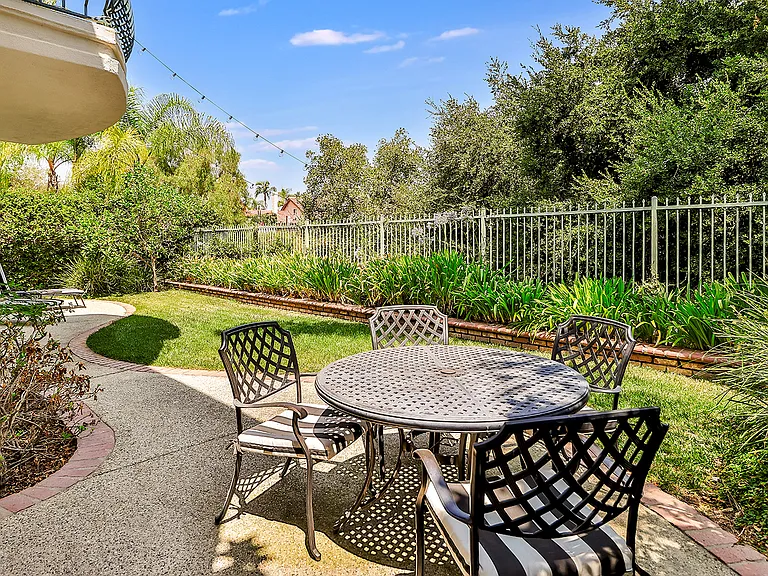 23287 Park Basilico — Photo 55