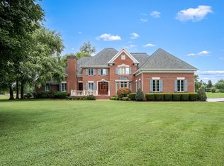 100 Kings Ln, Tullahoma, TN 37388
