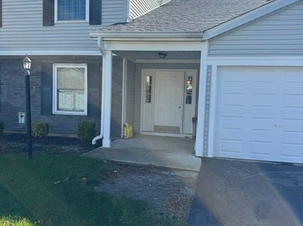 303 Newport Ln APT D1