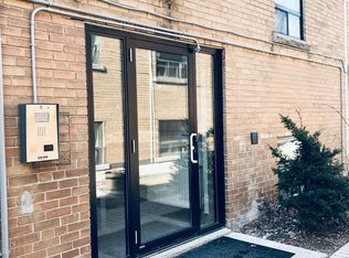 2901 St Clair Avenue East, Toronto, ON M4B 1N5