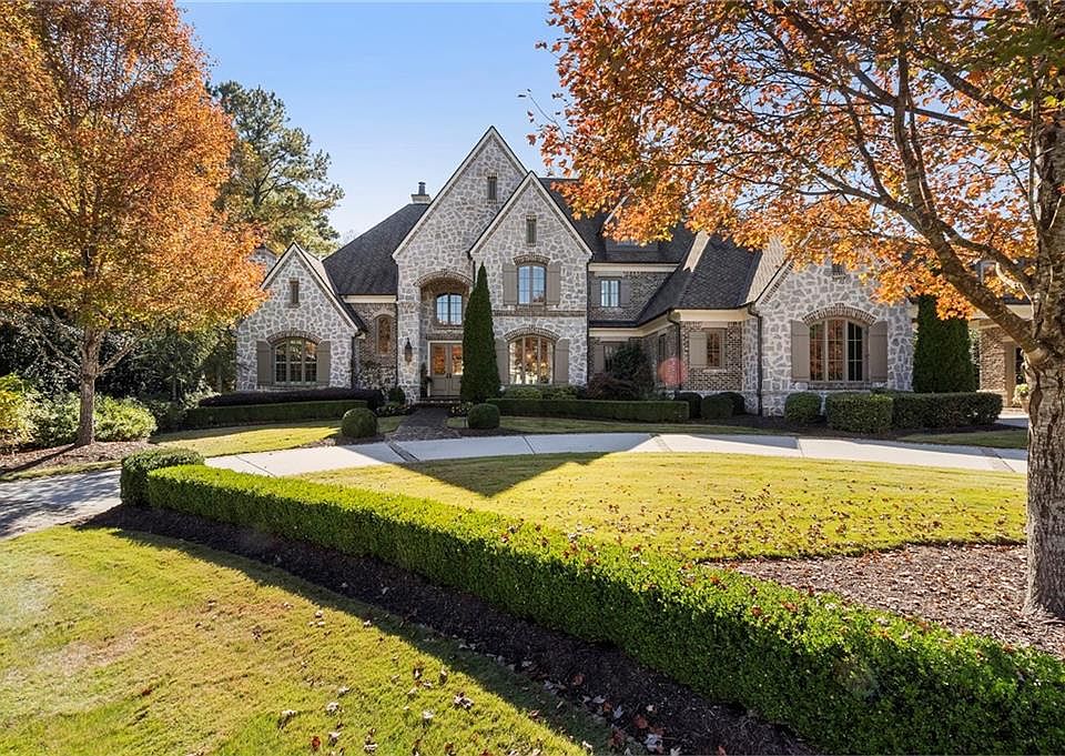 1st image of 885 Vista Bluff Dr