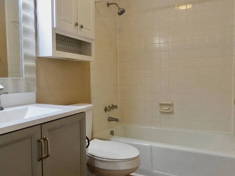 105 S Main St #5 — Photo 14