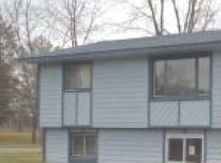 503 12th St N, Princeton, MN 55371
