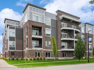 200 3rd Ave SW APT 205, Cedar Rapids, IA 52404