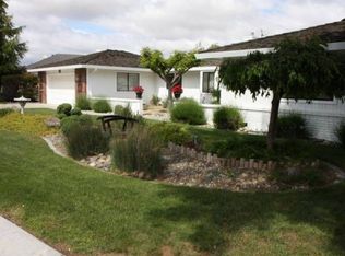 50 Bruces Ct, Hollister, CA 95023