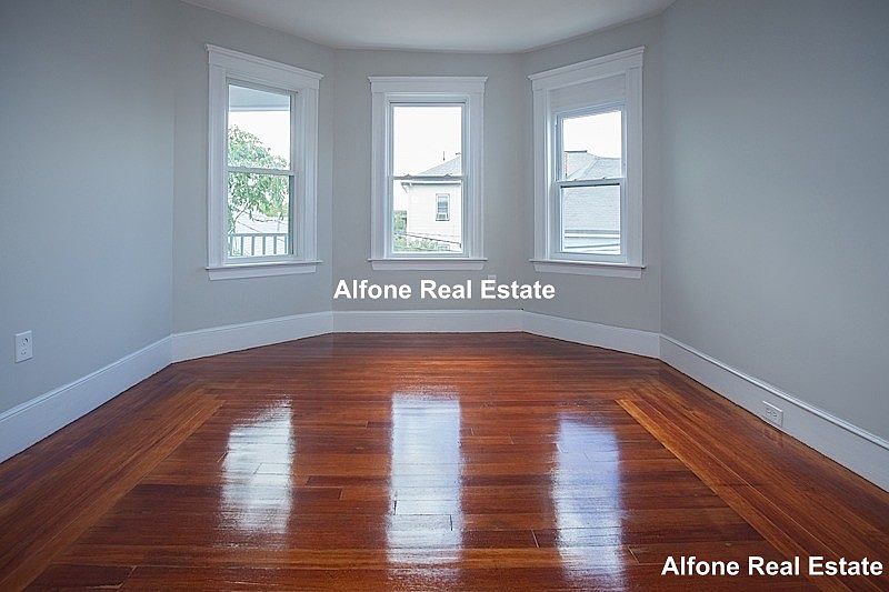 2nd image of 45 Coolidge St