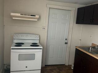 139 S 3rd Ave Floor 2, Coatesville, PA 19320