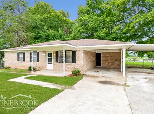 54 Robinson Creek Rd, Falkville, AL 35622