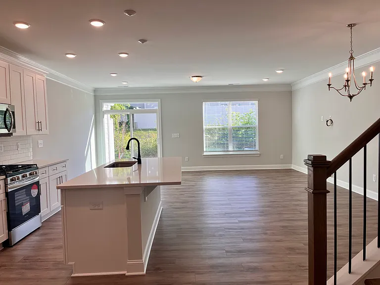 4153 Black Ct — Photo 5