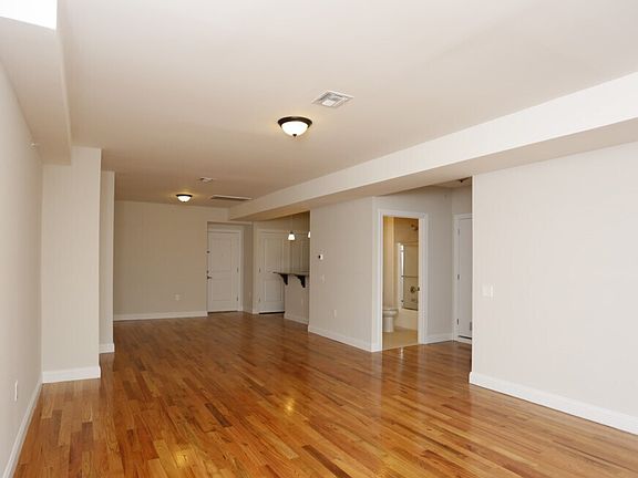 4th image of 73 Lackawanna Ave #23
