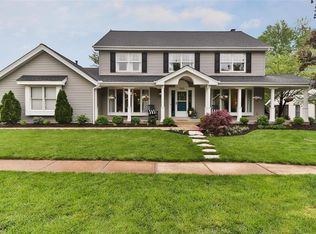 1826 Sumter Ridge Ct, Chesterfield, MO 63017