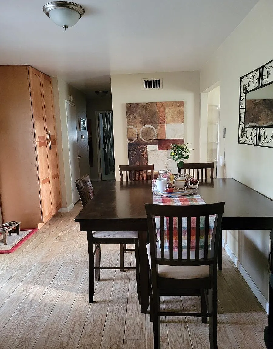 10180 Drumcliff Ave — Photo 3