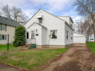 633 Maple St, Chippewa Falls, WI 54729