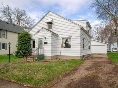 633 Maple Street, Chippewa Falls, WI, 54729