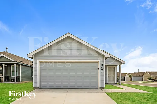 2404 Lake Hls Photo 1
