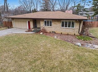 2210 Norwood Dr, Midland, MI 48640