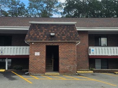 567 Smithfield Rd APT 30, North Providence, RI, 02904