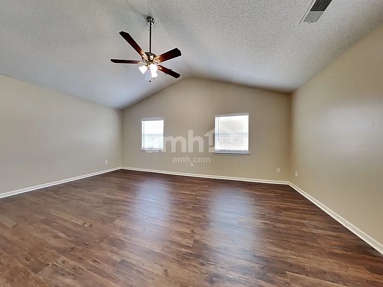 259 Tall Pines Rd — Photo 12