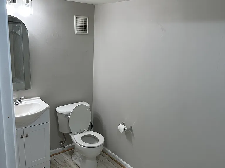 7505 Calderon Ct #D — Photo 20