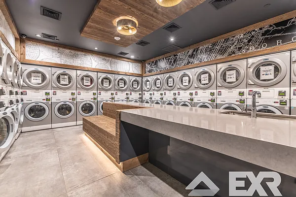 Rented by The KCI Group | media 75