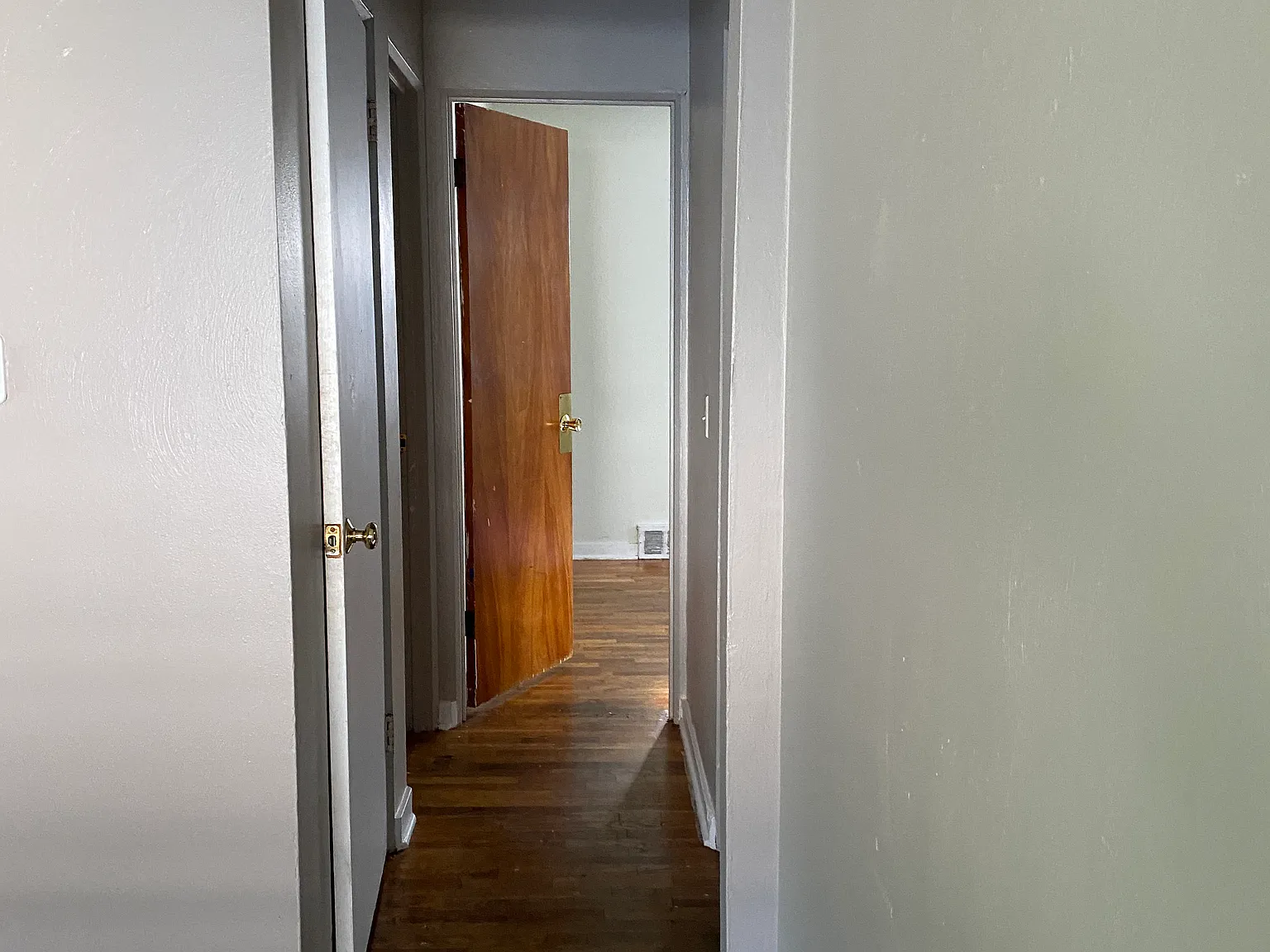 1536 Snyder Rd — Photo 4