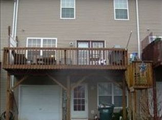 143 Country Ridge Dr, Red Lion, PA 17356