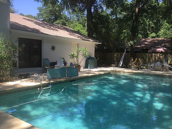 4th image of 3841 NW 11th Pl