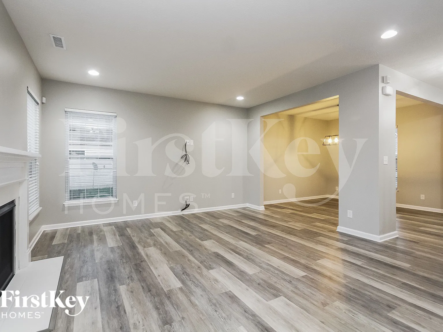3 bed, 2.5 bath, 2238 sqft, $2,295 — Photo 2