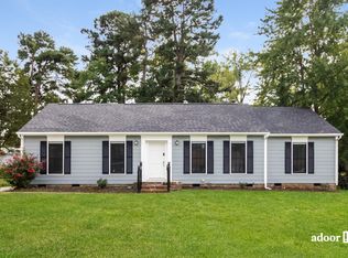 2809 Westwarren Rd, Greensboro, NC 27407
