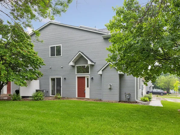 644 Woodduck Dr APT A, Woodbury, MN 55125