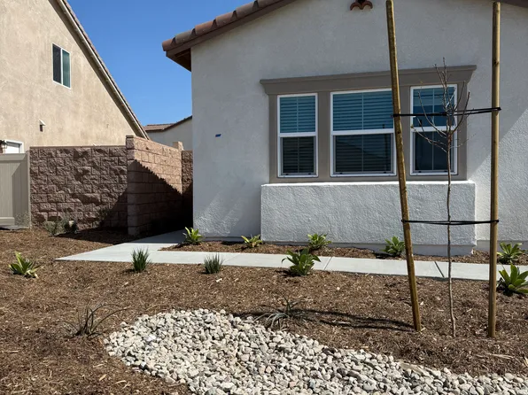 28872 Camino Santiago, Winchester, CA