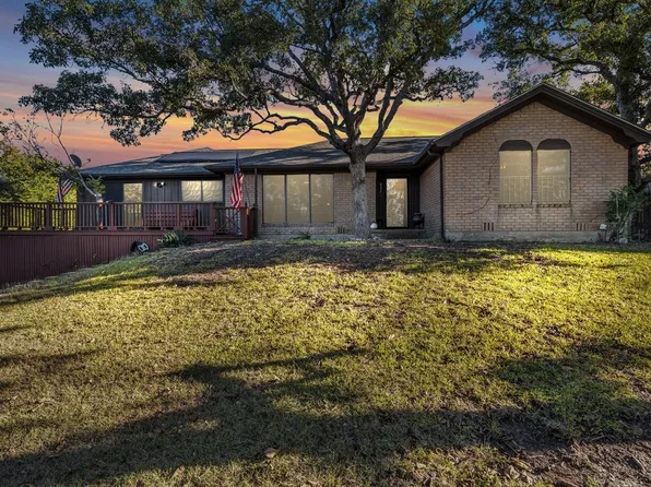 837 White Oak Dr, Woodway, TX 76712