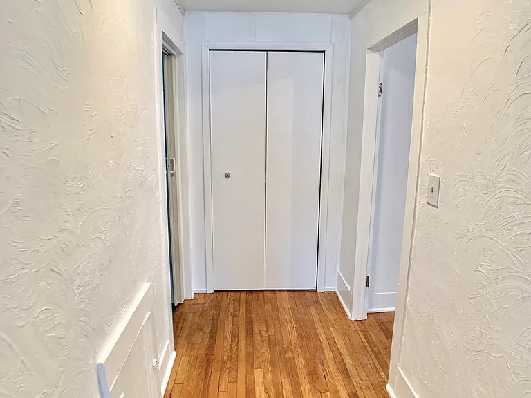 20 Galen St — Photo 13