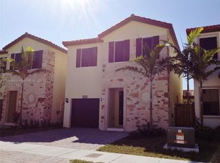 10350 NW 70th Ter, Doral, FL 33178