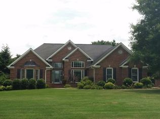 33 Summerwind Dr, Cedartown, GA 30125