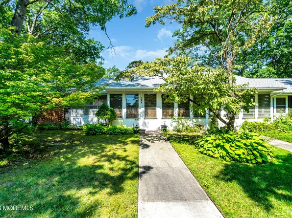 148A Gramercy Court, Lakewood, NJ 08701