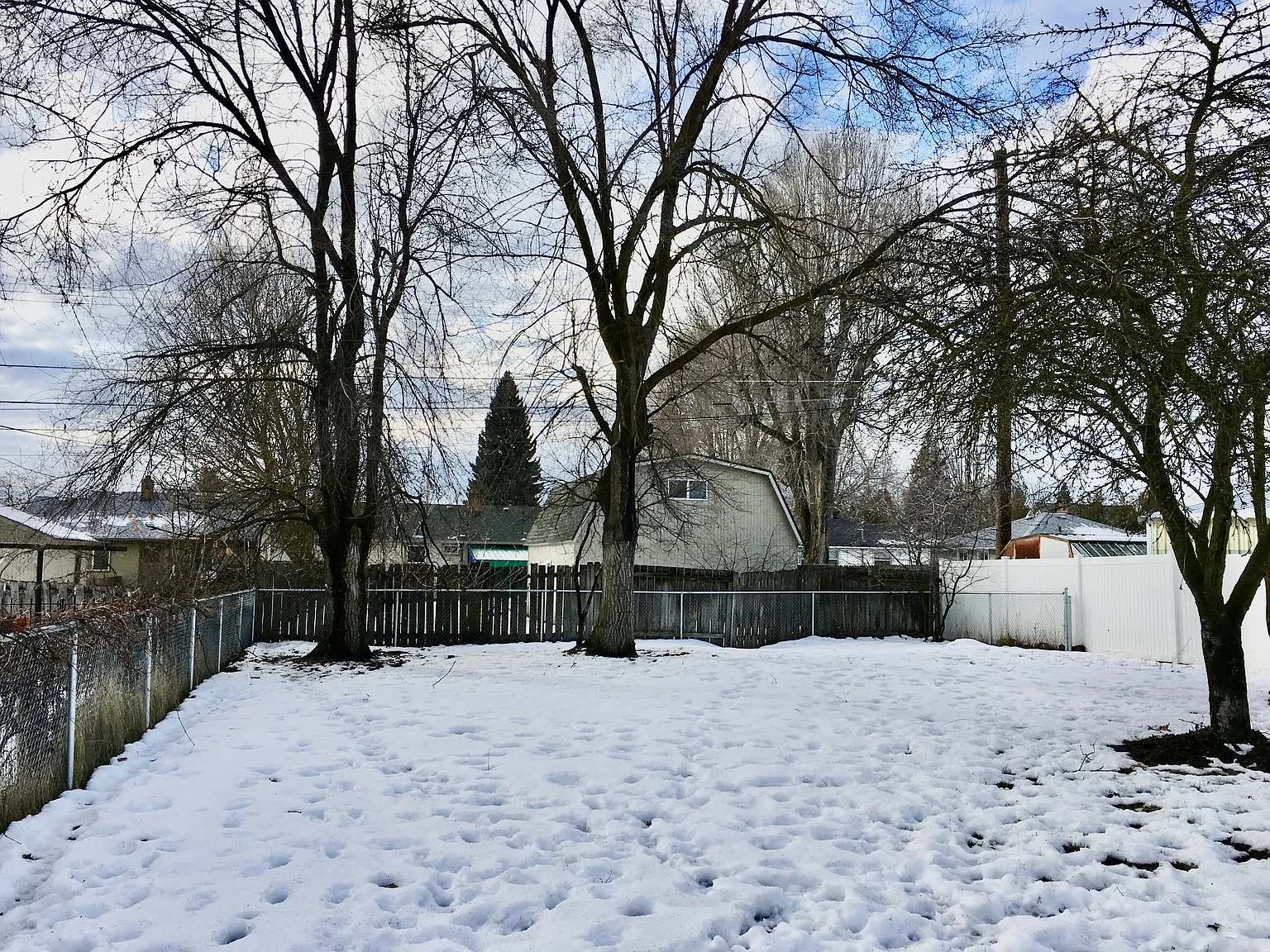 N Elgin St, Spokane — Photo 3