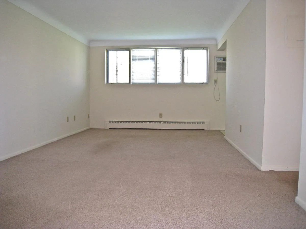L & O Apartments — Photo 2