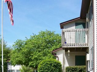 550 Riverside Dr APT 1, Dowagiac, MI 49047