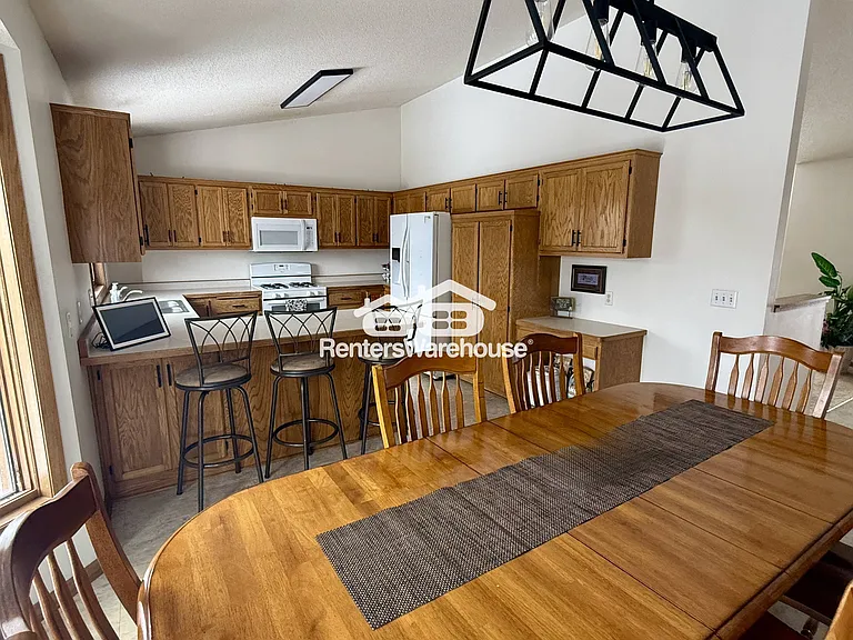 18635 Explorer Way — Photo 5
