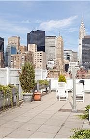 3rd image of 155 E 34th St APT 6P