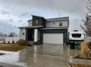 736 W Swinley Dr, Murray, UT 84123