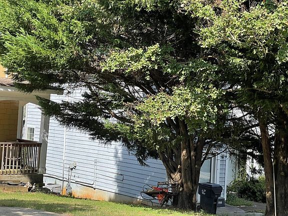 2nd image of 1230 Woodstream Dr
