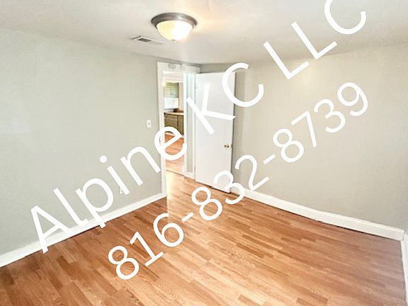 2nd image of 3802 E 40th St
