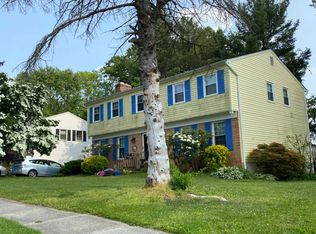 10832 Sandringham Rd, Cockeysville, MD 21030