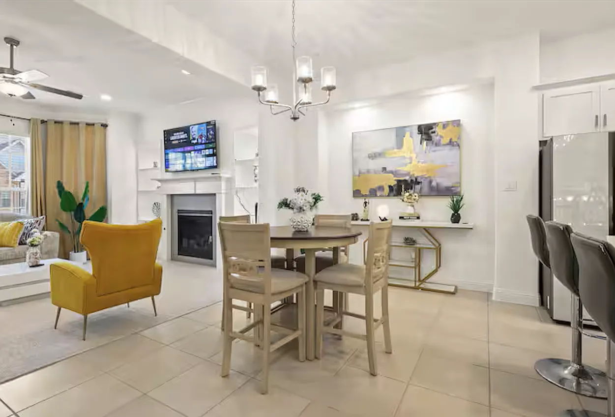 112 Canonbury Dr — Photo 3